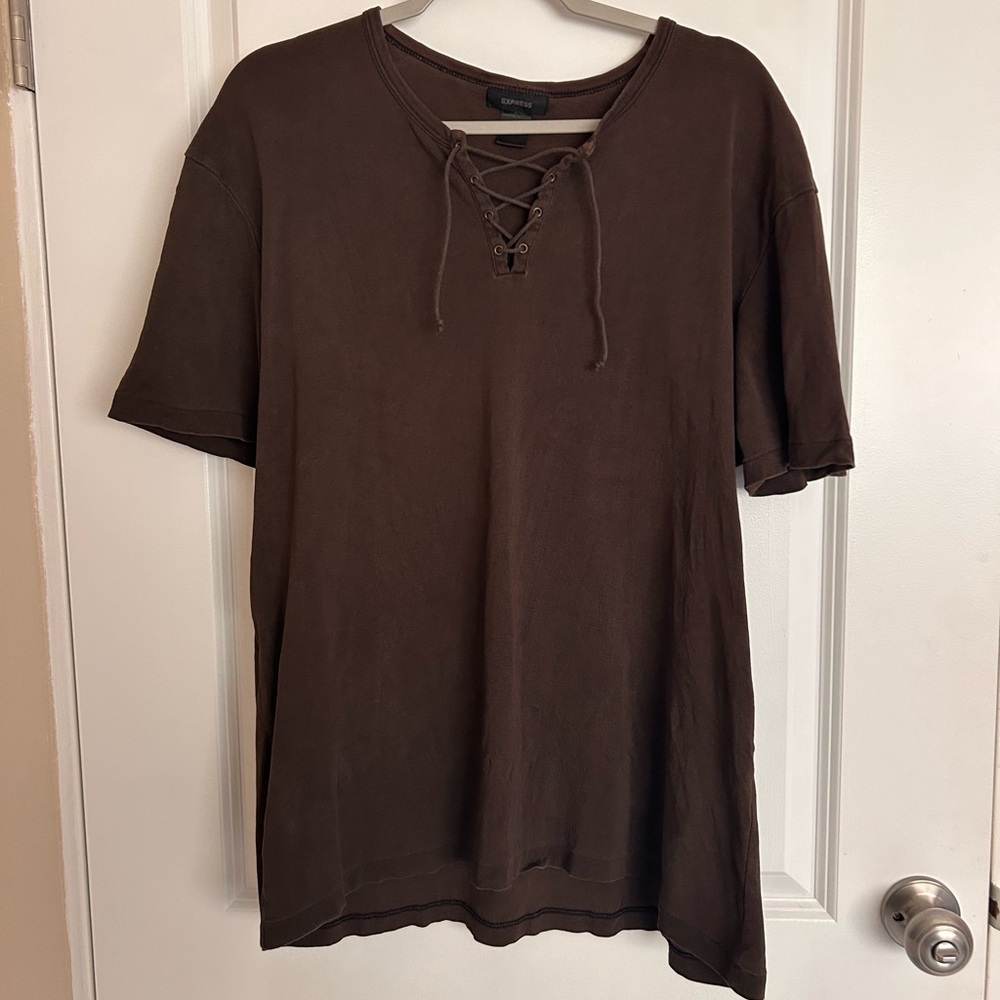 Express t-shirt